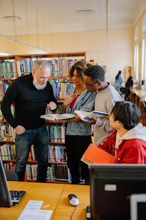 Raising a Multilingual Reader